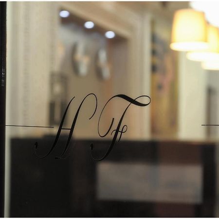 דקר Hotel & Restaurant Farid מראה חיצוני תמונה